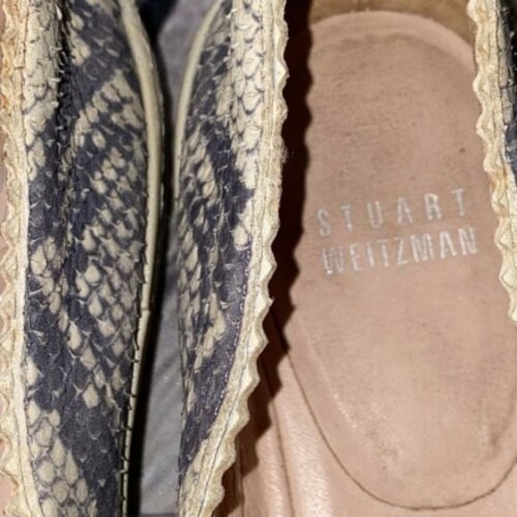 Stuart Weitzman Nuggets Snake Print Slip-ons Women's Size 9M Gray $186 - Picture 8 of 9
